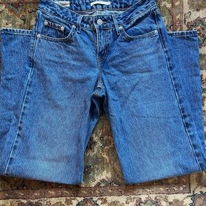 levi’s low loose jeans